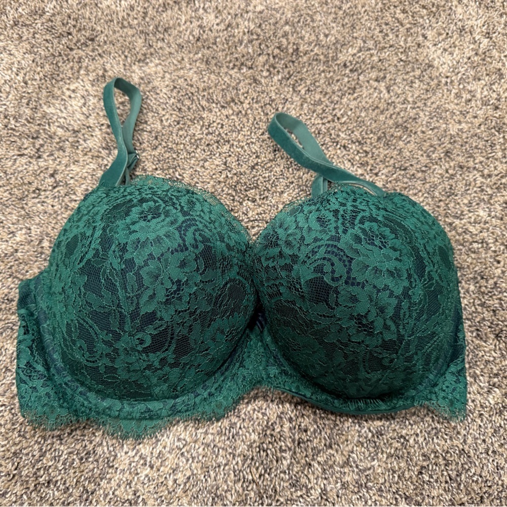 Victoria secret dream angels Elegant Green Lace Bra size 34DDD